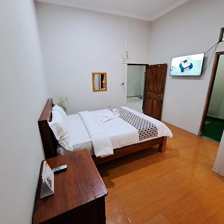 Romadhoni Homestay มาเกอลัง ห้อง รูปภาพ