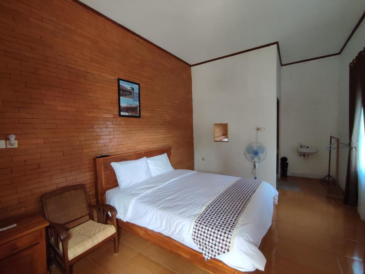 Romadhoni Homestay มาเกอลัง ห้อง รูปภาพ